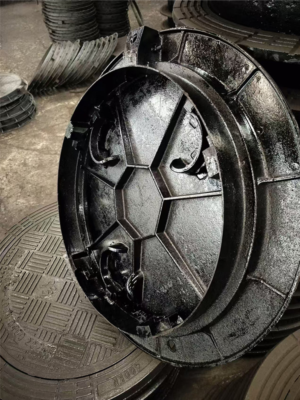 Manhole cover